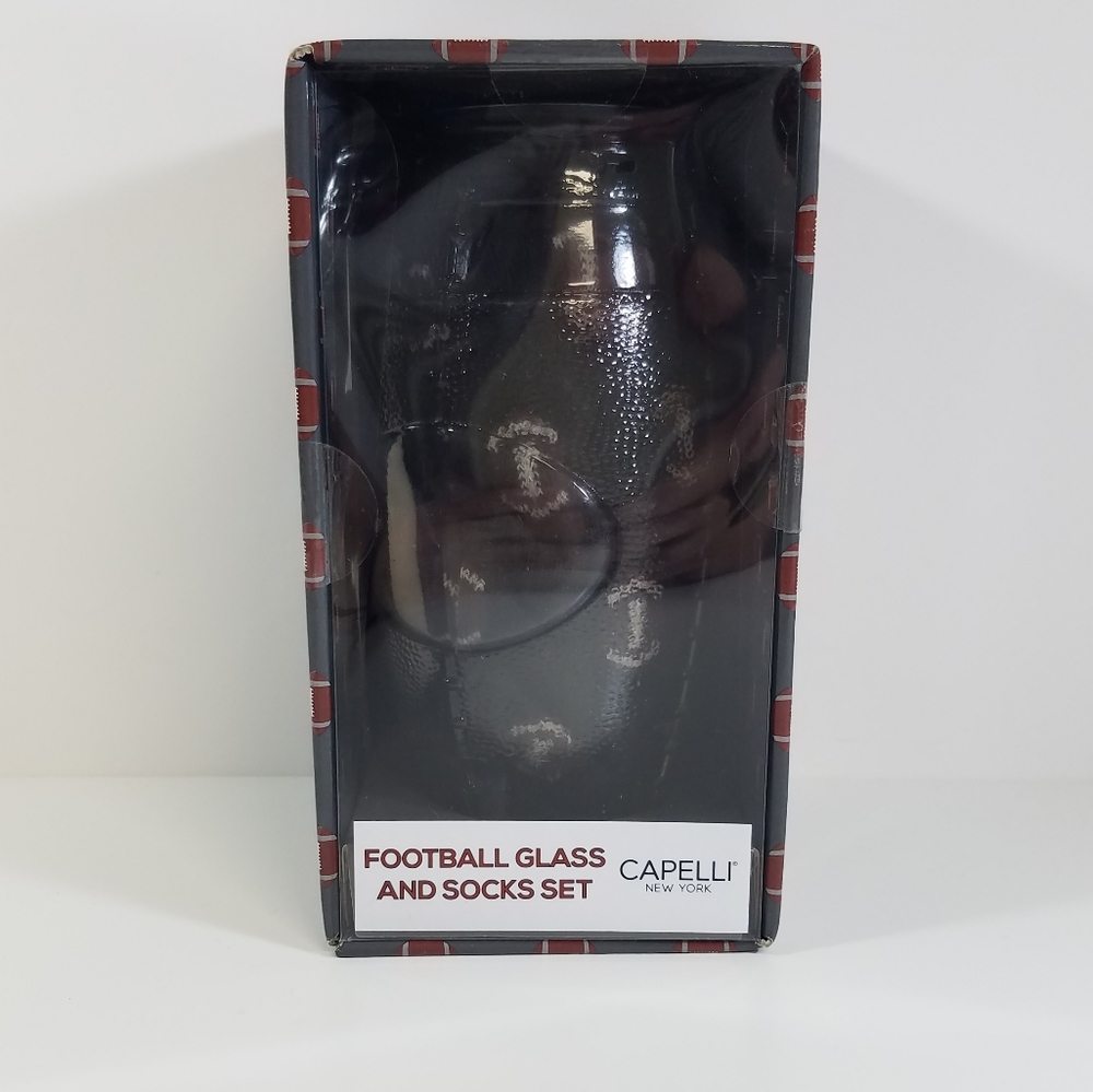 New CAPELLI NEW YORK Football Glass & Socks Set